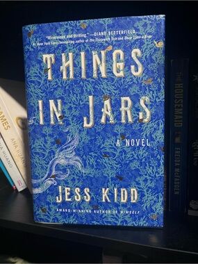 📚 (3 for $15) Things in jars hardcover